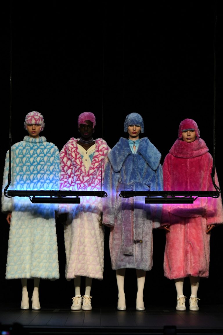anrealage-autumn-winter-2023-paris-fashion-week-uv-clothing_dezeen_2364_col_29-scaled-colour-changing-garments-as-seen-on-GLITCH